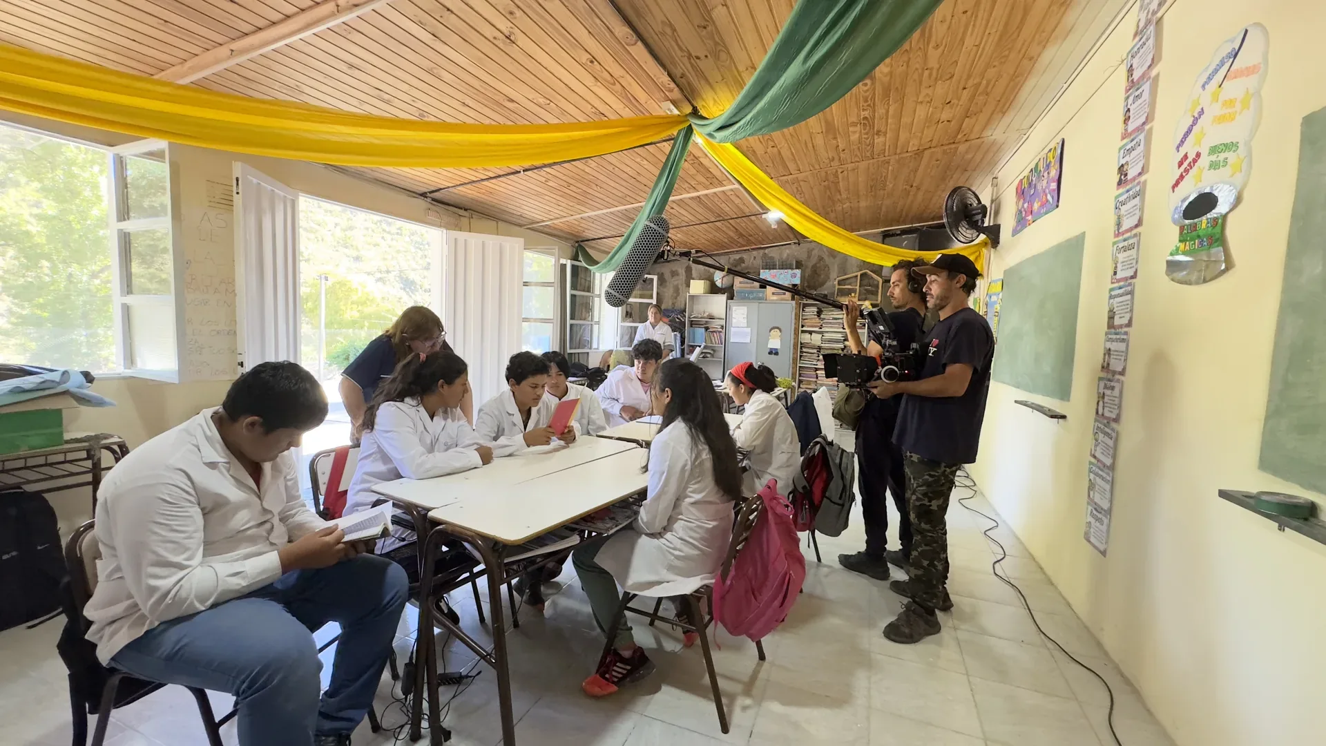 galería backstage 50